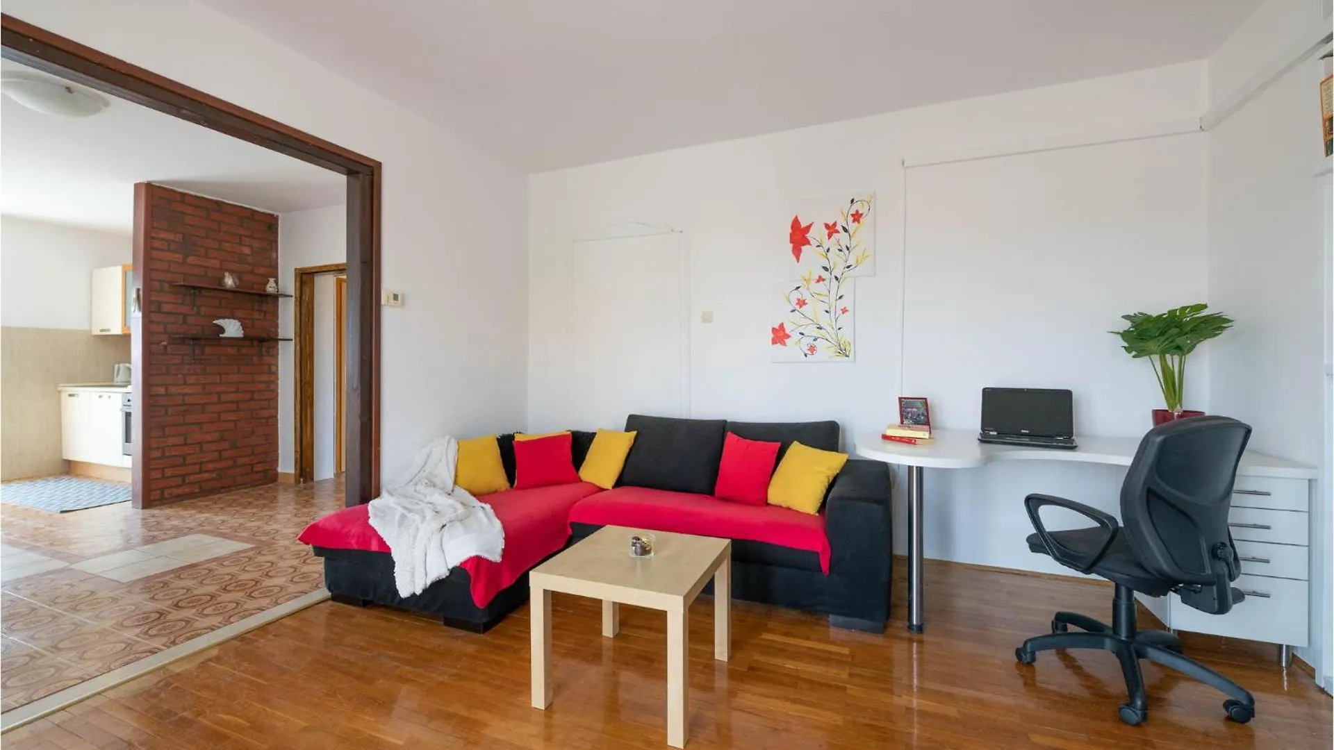 Holiday home Beautiful Home In Peruski With Kitchen